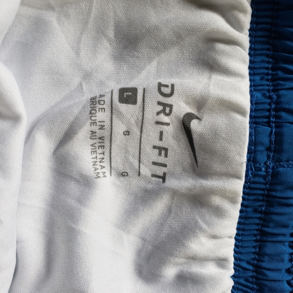 Nike Shorts - Picture 3 of 3